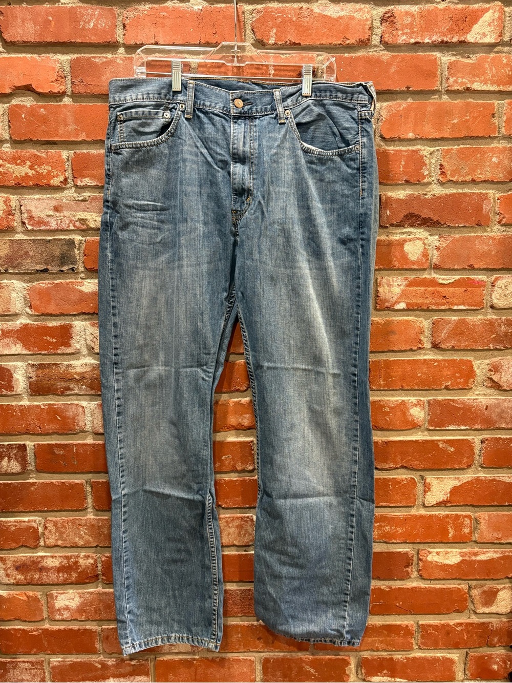 Levi's 505 Regular Straight Leg Jeans Medium Wash 100% Cotton Men's 38x32